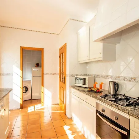 Vila Villa Near Sao Rafael Beach With Private Pool