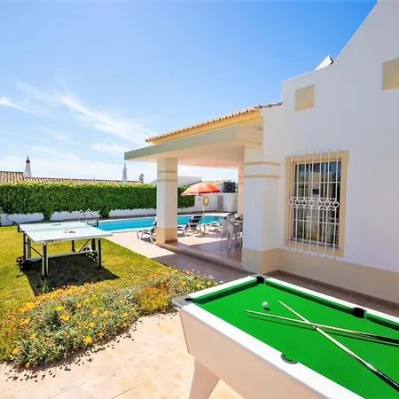 With Heatable Pool Villa Albufeira