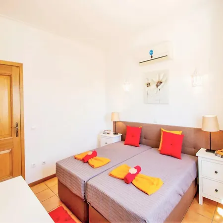 Villa Near Sao Rafael Beach With Private Pool